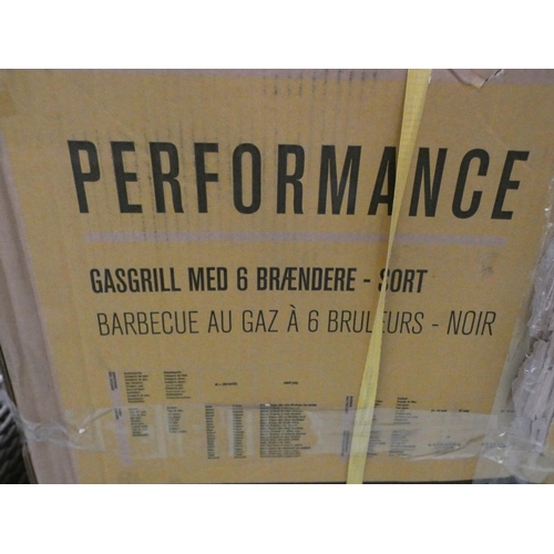 3029 - A Char-Broil performance gas grill BBQ * this lot is subject to VAT