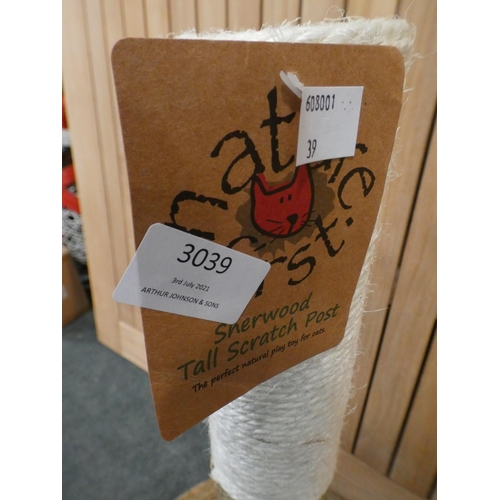 3039 - A Sherwood tall cat scratching post * this lot is subject to VAT