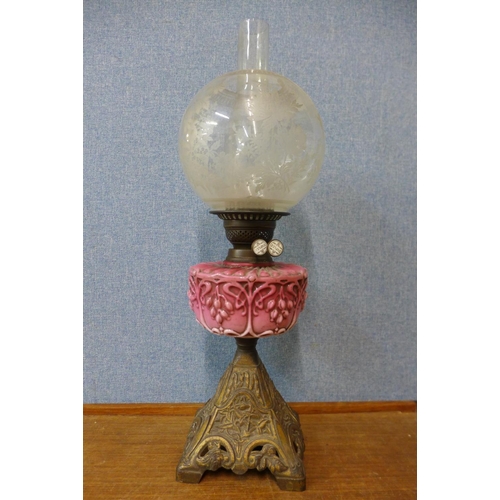 405 - A Victorian oil lamp