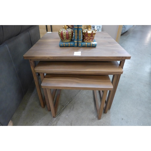 1316 - A Strada walnut nest of tables - repaired (GF08) * this lot is subject to VAT RRP £295