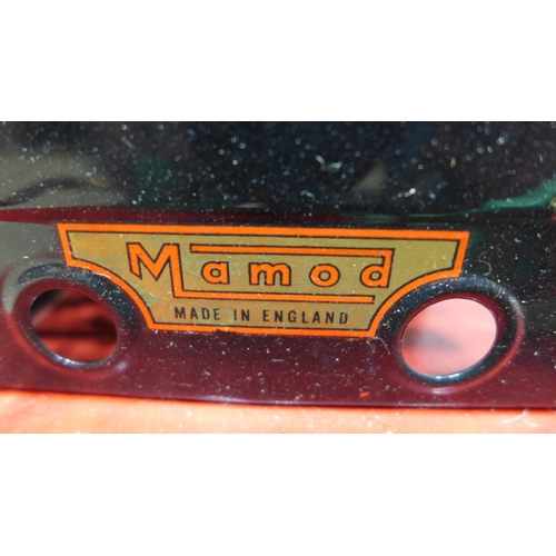 2001 - Mamod steam powered engine/crafting tools