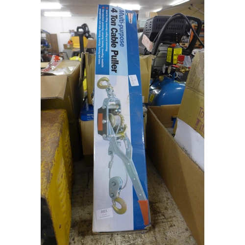 2021 - 4 Ton cable puller - boxed - W