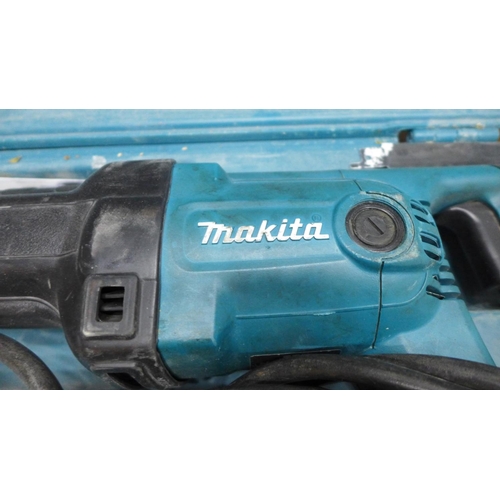 2037 - Makita 110v reciprocating saw & blades - W