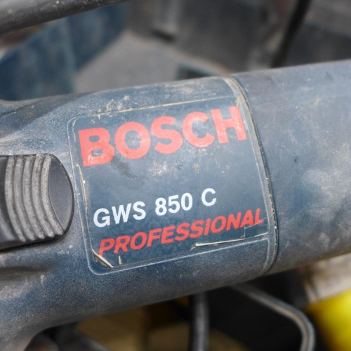 2053 - Bosch 110v angle grinder plus discs - W