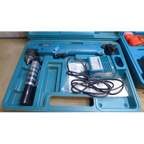 2054 - 3 Makita drills with chargers - W - (2 with batteries & chargers)