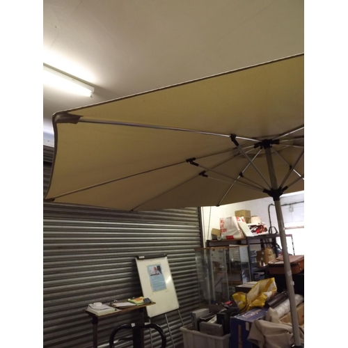 2364 - Aluminium wide up 2m parasol with replacement canopy