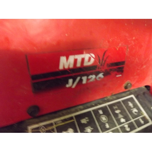 2373 - MTD ride on lawn mower with collector - requires new battery