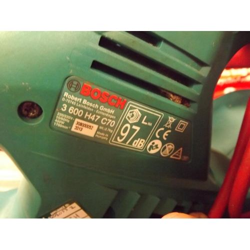 2419 - Bosch hedgecutter plus Hozelock hose & reel - W