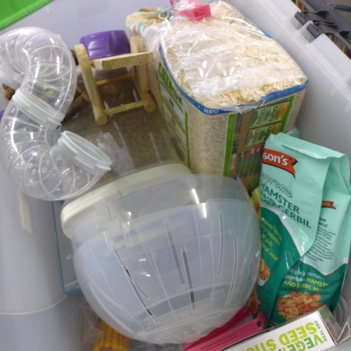 2161 - Hamster cage with accessories