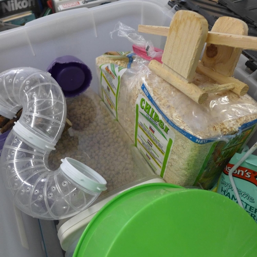 2161 - Hamster cage with accessories