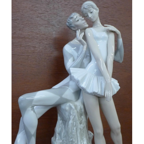 Harlequin & Ballerina Lladro Porcelain Figurine