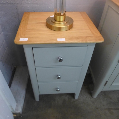 1365 - A Banbury grey painted large bedside table (BP-LBSC-G)   *This lot is subject to VAT