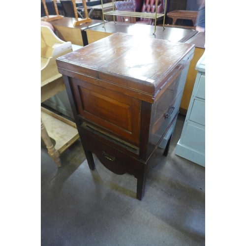 156 - A George III mahogany gentleman's night stand