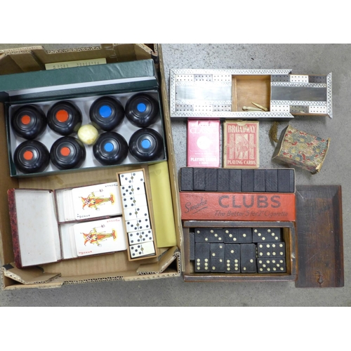 1053 - Assorted games, dominoes, cribbage board, etc. **PLEASE NOTE THIS LOT IS NOT ELIGIBLE FOR POSTING AN... 