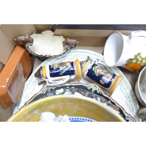 1107 - A collection of mixed china and crested ware, Royal Albert, etc. **PLEASE NOTE THIS LOT IS NOT ELIGI... 