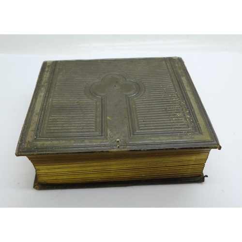 652 - A Victorian carte de visite photograph album, (42)