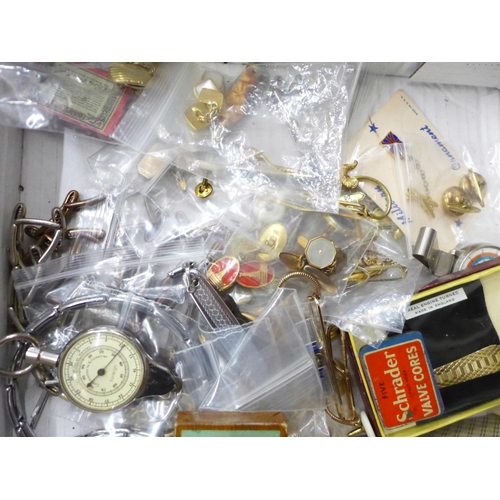 732 - A collection of vintage cufflinks, pocket knives, an exposure meter, a violin tuner, etc.