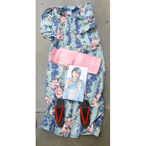 733 - A Japanese kimono and sandals