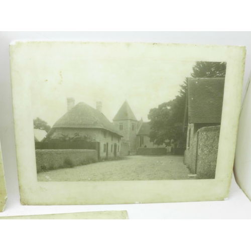 736 - Five Victorian and Edwardian opaque glass photographs