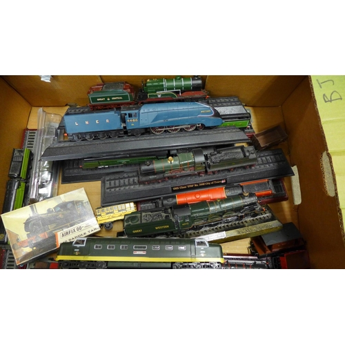 749 - A collection of model railway locomotives and tenders for display