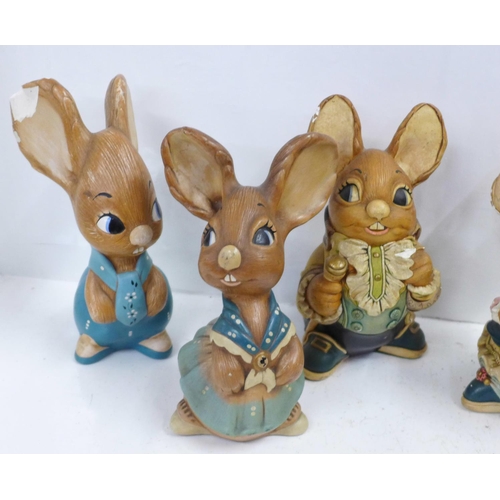 764 - Five large Pendelfin figures; mother rabbit, father rabbit, Uncle Henry, mother and baby and father ... 