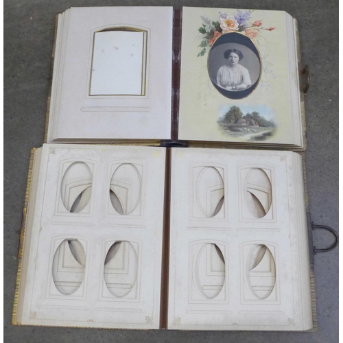 784 - Two Victorian photograph albums, both empty