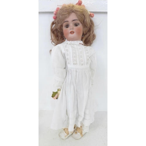 809 - A Simon & Halbig bisque head doll with brown sleep eyes, SH 6½ identification mark, circa 1910, 43cm