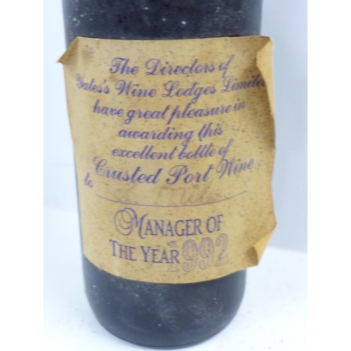 870 - A bottle of Yates's Wine Lodge Crusted Port Wine, Manager of the Year 1992