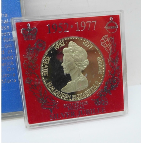 905 - A Marie Theresia coin and a 1977 souvenir medal