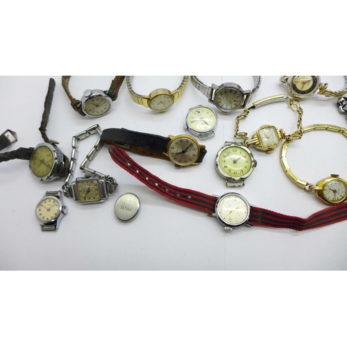 912 - Lady's wristwatches