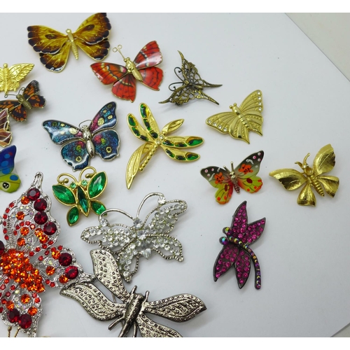 913 - Butterfly brooches