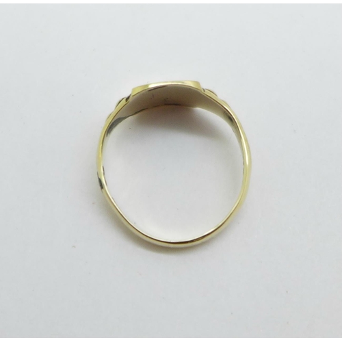 964 - A 9ct gold signet ring, 2.1g, N