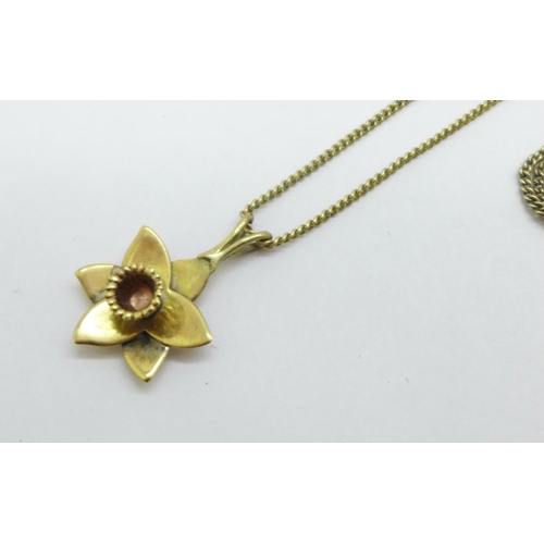 975 - A Clogau daffodil pendant on a Clogau 925 silver gilt chain, with box, (pendant marked Clogau only)