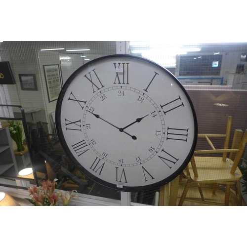 1444 - A large embossed station clock, H80cms (1947960)   #