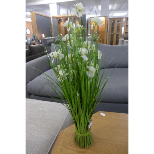 1454 - A 70 cm sheaf of white blossom   (2602609)