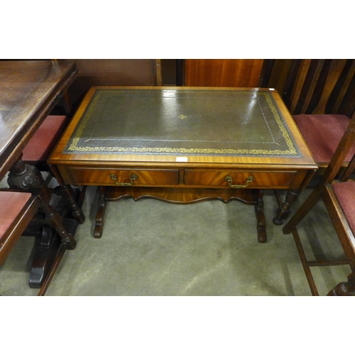 182 - A mahogany and leather topped drop-leaf coffee table