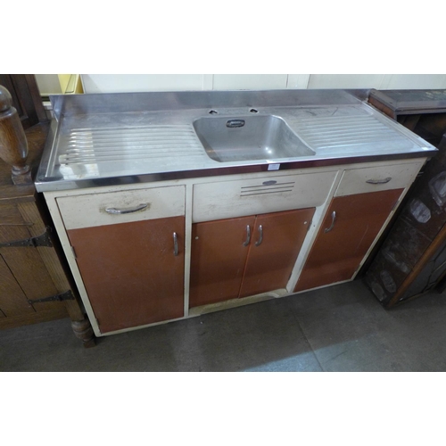 222 - A 1960's sink unit