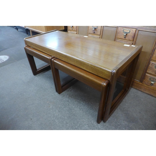 89 - A teak coffee table