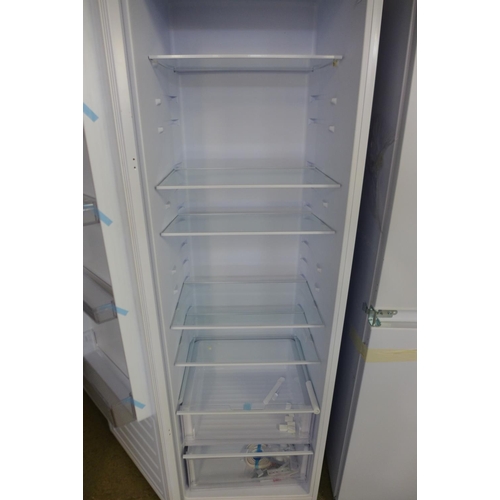 1616 - CDA Integrated Tower Fridge - H1770xW540xD545 - model no:- FW821, RRP £525 inc. VAT * This lot is su... 