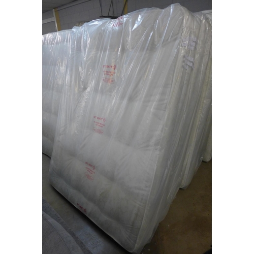 1640 - A kingsize mattress