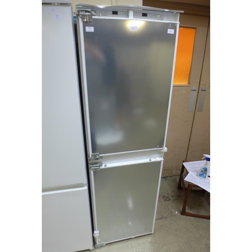 1761 - Bosch 50/50 Integrated Fridge Freezer Nofrost - H1772xW558xD545 - model no:- KIN85AF30G, RRP £940 in... 