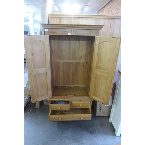 1838 - A gentleman's pine wardrobe (Display)