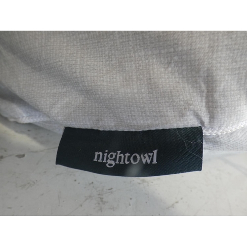 3036 - 2 Night Owl Coverless Single Duvets (231-29) * This lot is subject to VAT