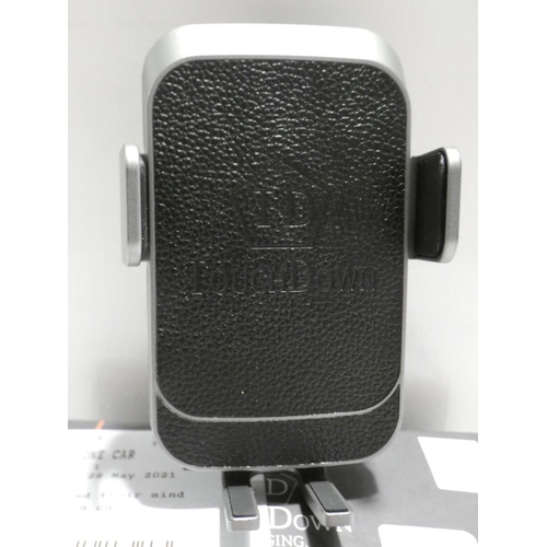 3076 - Wireless Phone Car Charger    (229-513) * This lot is subject to VAT