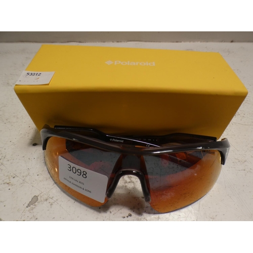 3098 - Pair of Men's Polaroid Sunglasses (231-121) * This lot is subject to VAT