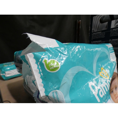 3514 - 4 Packs of Pampers Baby Dry (Size 5) (231-166) * This lot is subject to VAT