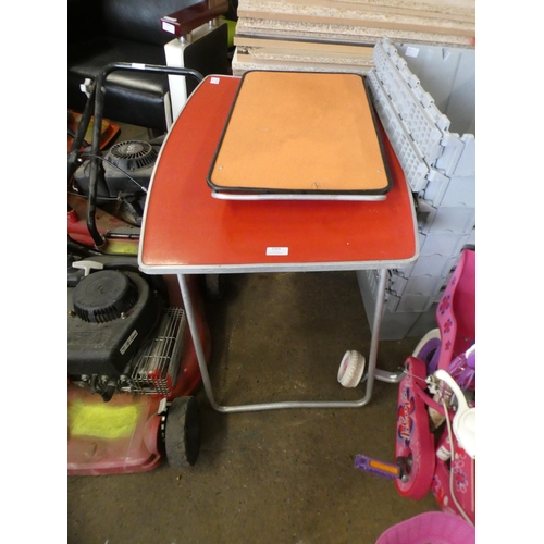 2359 - Pr. of aluminium camping tables/folding tables