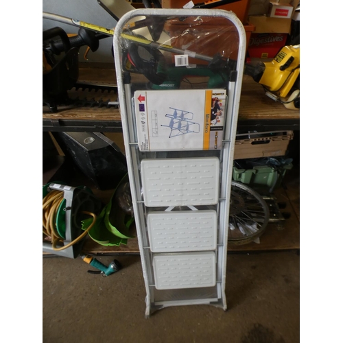 2395 - 4 Rung stepladder - unused