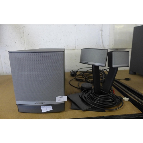 2098 - Bose Companion 5 multi meter speaker system