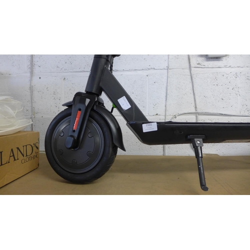 2101 - Life 250 Air Pro electric scooter with pneumatic tyres, RRP £479 (ex-display)